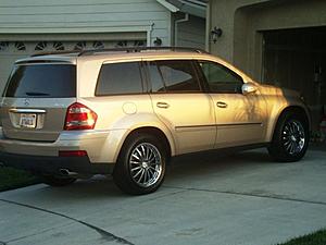 Its time to buy new 20&quot; rims and tires for GL450-dsc00932.jpg