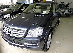 I like this set up!!!-2011-gl450-amg-flares-wheels-pic-4.jpg