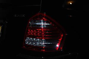 2010 LED Tail light Swap-2010-11-28-001_.jpg