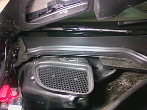 Replacing Fuel Filter for 2010 GL350-2010-gl350-cabin-filter-location-1.jpg