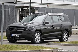 New GL-spy_-_2013_mercedes-benz_gl-kl.jpg