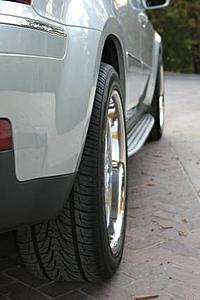 is it possible to put GL550 wheel arch extensions on a GL350-gl-c.jpg