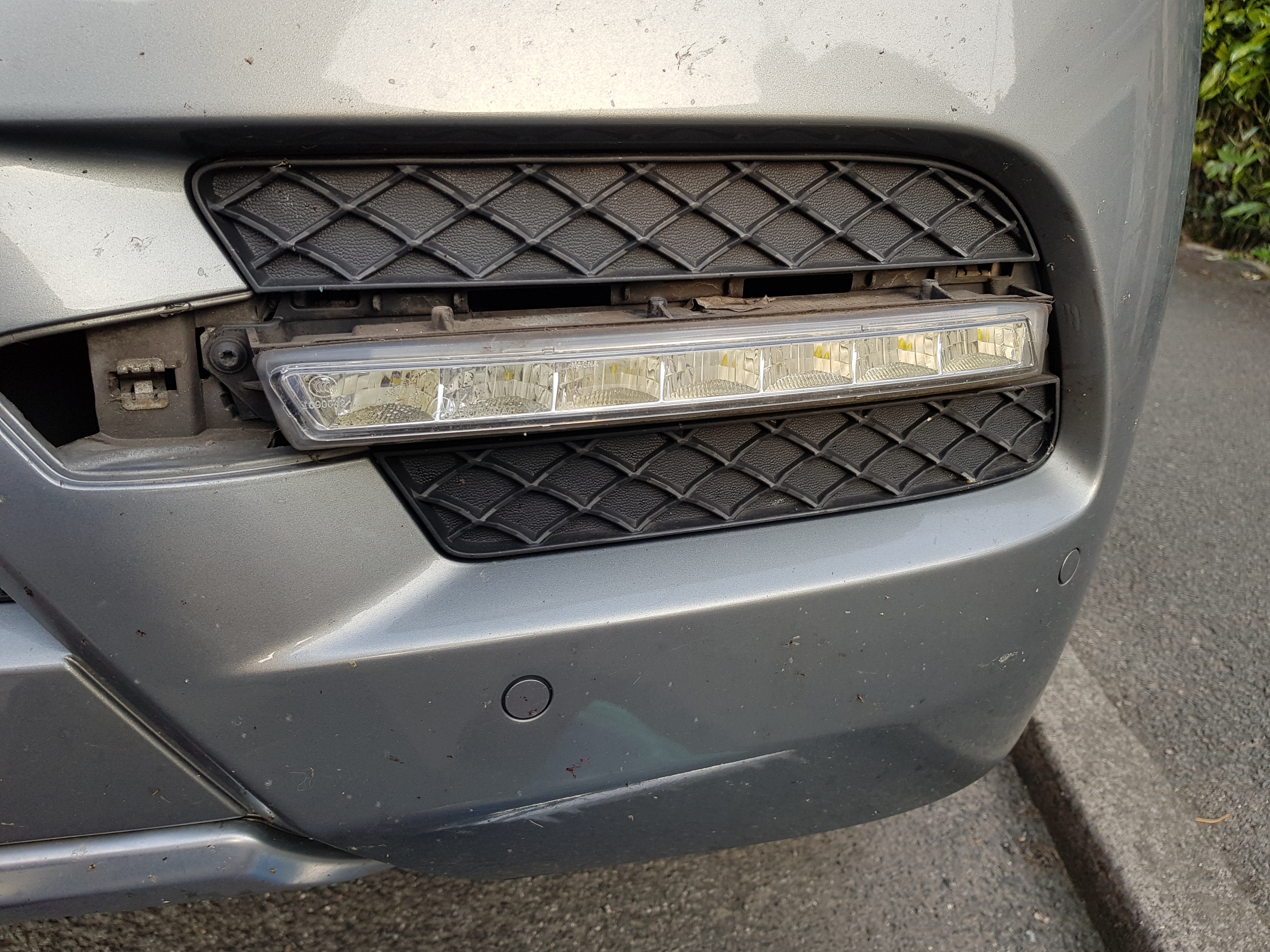 2009 GL350 X164 DRL Daytime Running Light replacement - MBWorld