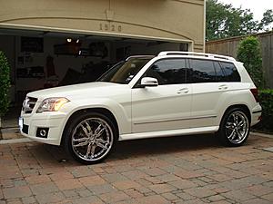 new 22's on glk350-new-22-s-f-angle.jpg