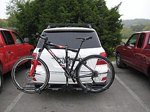 Hitch bike rack for GLK-img_1568-1.jpg