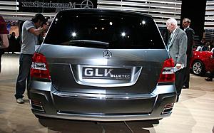 Anybody debadged?-163_2008_detroit_auto_show_07z-mercedes_benz_glk_bluetech-rear_view.jpg