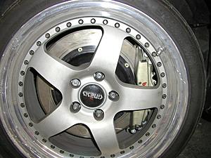 Black wheels instead of chrome?-front_brakes.jpg