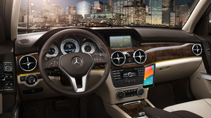 Phone mount - x204-mount_from_left.png