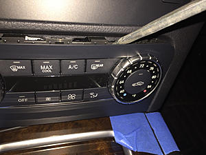 Removal of console cover for 2013 and up GLK-image-2947445965.jpg
