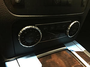 Removal of console cover for 2013 and up GLK-image-2931374639.jpg