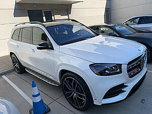 Anyone getting delivery of a GLS580 soon?-photo10.jpg