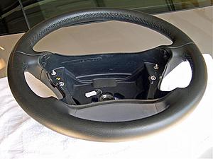 F/S OEM Steering Wheel - SL500 - Black-dscn1083_edited.jpg
