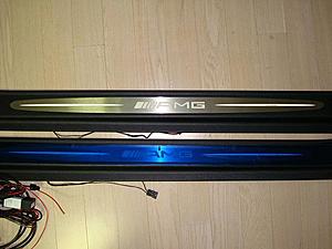 FS: W209 CLK AMG Illuminated Door Sill-doorstep_2.jpg