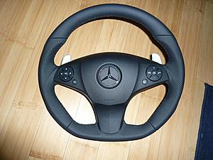 FS: BRAND NEW W204 C63 AMG STEERING WHEEL/AIRBAG, NEVER INSTALLED.-p1000263.jpg