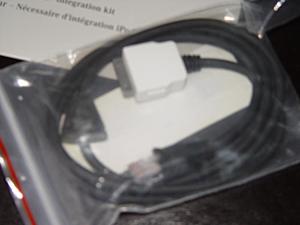 FS: Genuine Ipod Kit w204 C300 C350 GLK-001.jpg