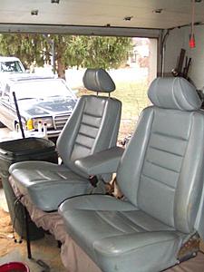 W126 Front Seats for Sale (560 SEC)-dscf5639.jpg