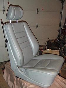 W126 Front Seats for Sale (560 SEC)-dscf5625.jpg