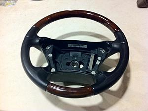 W211 2007-2009 OEM Wood Steering Wheel / Keyless Go Shift Knob-photo-7.jpg