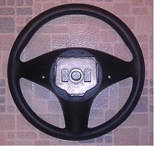FS: W204 Steering Wheel and Airbag-steering2.jpg