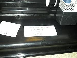 FS: OEM Illuminated Door Sills (Front AND Rears) - R Class-img_0020.jpg