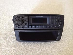2003 C-Class Radio and Cubby-photo.jpg
