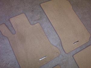 FS- C300 OEM floor mats-exhaust-wheels-console-fenders-004.jpg