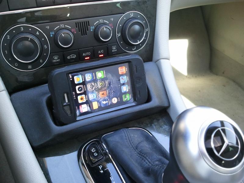 Car Mobile Phone Holder For Mercedes Benz C GLC CLA GLA