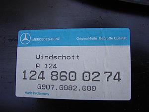 FS: OEM Windschott / Wind Delflector for W124 Cabriolet-wind3.jpg