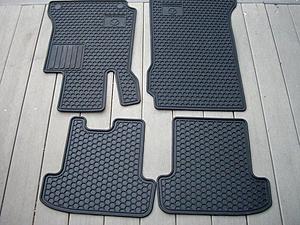 W204 oem rubber mats-as new-all-mats.jpg
