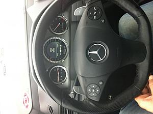 F/S C63 w204 steering wheel-image.jpg