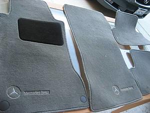Genunine Mercedes Carpet floor mats C Class W203 2001-2007-grey-floor-mats.jpg