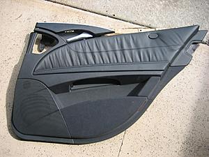 W211 rear door panel parts from a 2006 E55-img_0465.jpg