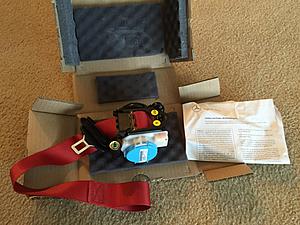 OEM C63 AMG Coupe - RED Seatbelts - Brand New-img_0197.jpg