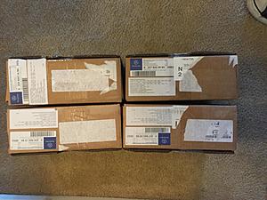 OEM C63 AMG Coupe - RED Seatbelts - Brand New-img_0198.jpg