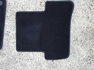 Genuine Mercedes Benz W204 Carpeted Floor Mats Black 08-14-img_3726.jpg