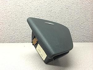 w211 Passenger-Side Rear Ashtray-img_3561.jpg
