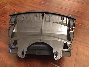 W211 06-09 Center Vent-1ee40240-e7bb-4ee1-852d-ecdb7a382e8b.jpg