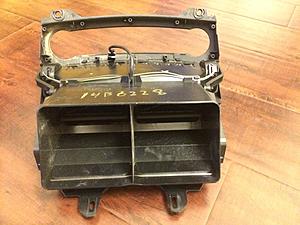 W211 06-09 Center Vent-94a7e710-3f15-4fbe-9767-792b1d2be7a3.jpg