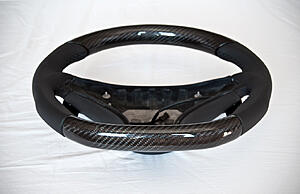 FS: Carbon Fibre Steering Wheel for 08-11 C63 AMG with CF Paddles-yhsd8um.jpg