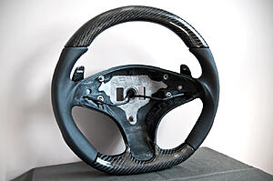 FS: Carbon Fibre Steering Wheel for 08-11 C63 AMG with CF Paddles-rtir9iz.jpg