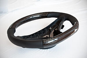 FS: Carbon Fibre Steering Wheel for 08-11 C63 AMG with CF Paddles-fbhx5i2.jpg