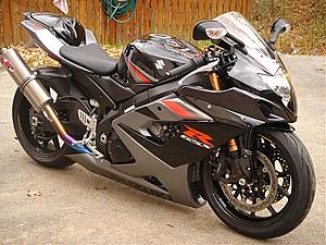 01 GSXR  1000 vs S 55-og-s-1k.jpg
