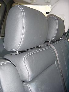 Center console armrest for 2000 ML320 wanted-adsc00047.jpg