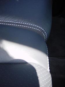 Center console armrest for 2000 ML320 wanted-adsc00048.jpg