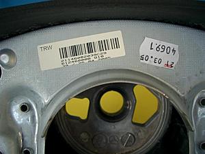 ML 320 Steering Wheel for sale-close-up.jpg