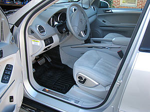 2008 ML320 Interior-img_0158.jpg