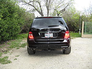 anyone put on rear spacers on ML350?-img_0035.jpg