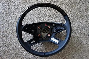 W164 ML Wood and Leather Steering Wheel for Sale-dsc00847.jpg