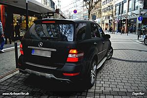 Debadge my ML550?-dsc_8421.jpg