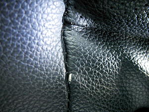 MB Tex vs leather?-vinyl-cracks.jpg